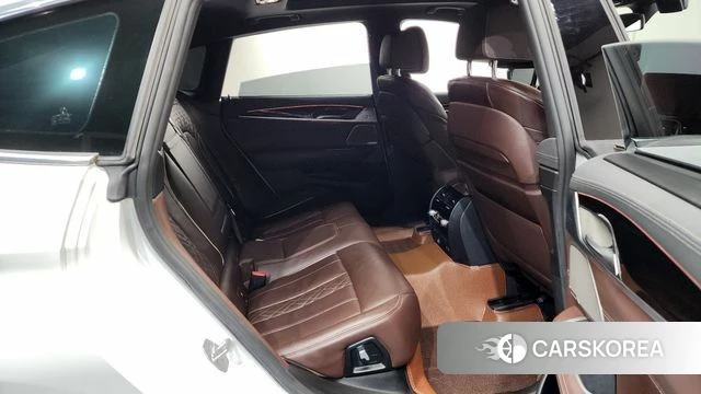 BMW 6 Series GT (G32) 2022 Белый из Кореи, фото 3