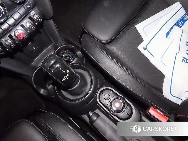 Mini Cooper 2021 Красный из Кореи, фото 3