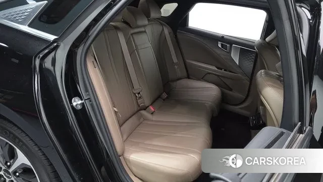 Kia K8 Hybrid 2022 Черный из Кореи, фото 3