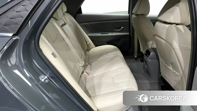 Hyundai The New Avante (CN7) 2024 Серый из Кореи, фото 3