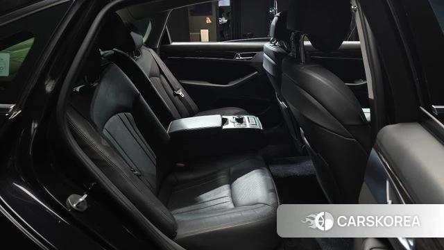 Genesis G80 2019 Черный из Кореи, фото 3