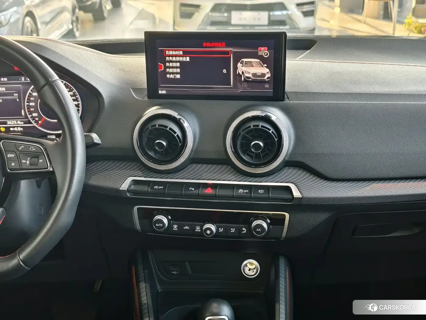 Audi Q2L 2024 Белый из Китая, фото 3