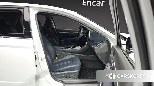 Hyundai Sonata (DN8) 2022 Белый из Кореи, фото 3