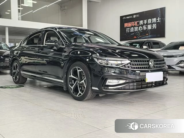 Volkswagen Magotan 2023 Черный из Китая, фото 3
