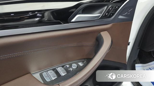 BMW X4 (G02) 2021 Белый из Кореи, фото 3