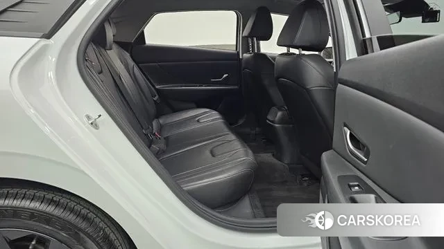 Hyundai Avante (CN7) 2022 Белый из Кореи, фото 3