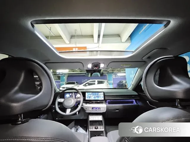 Hyundai Kona (SX2) 2025 Жемчужный цвет из Кореи, фото 3