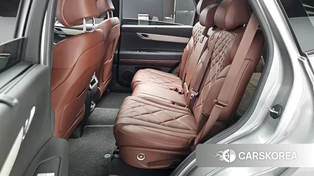 Genesis GV80 2024 Серебристо-серый из Кореи, фото 3