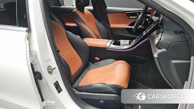 Mercedes-Benz C-Class W206 2023 Белый из Кореи, фото 3