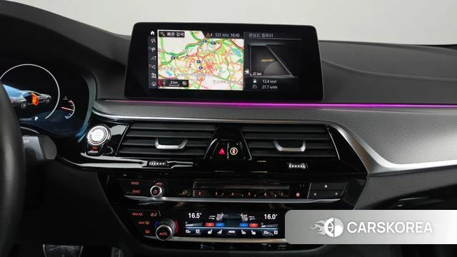 BMW 5 Series (G30) 2019 Белый из Кореи, фото 3