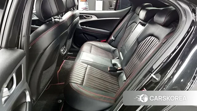 Genesis G70 2018 Черный из Кореи, фото 3