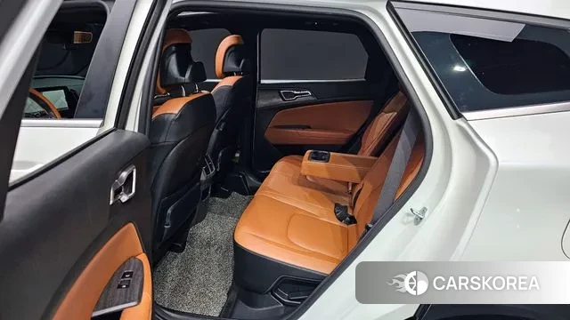 Kia Sportage 5th Generation Hybrid 2022 Белый из Кореи, фото 3