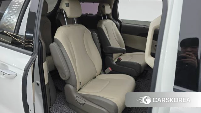 Kia Carnival 4th generation 2022 Белый из Кореи, фото 3