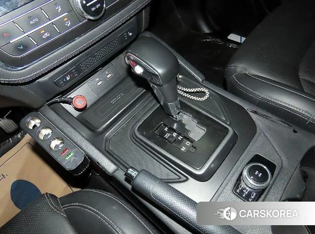 Ssangyong The New Rexton Sports Cannes 2023 Серый из Кореи, фото 3