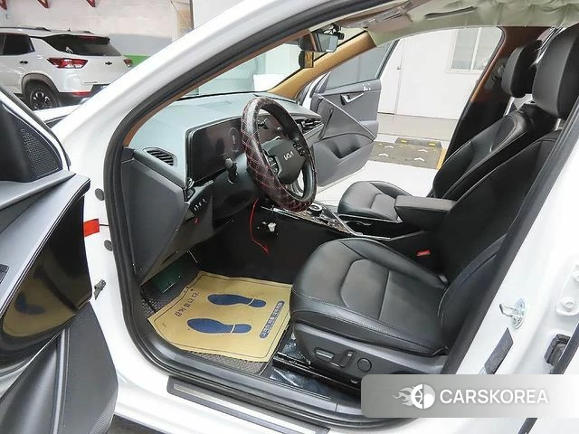 Kia Di All New Niro EV 2023 Белый из Кореи, фото 3