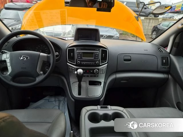 Hyundai The New Grand Starex 2018 Желтый из Кореи, фото 3