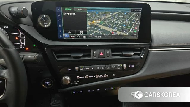 Lexus ES300h 7th generation 2023 Черный из Кореи, фото 3