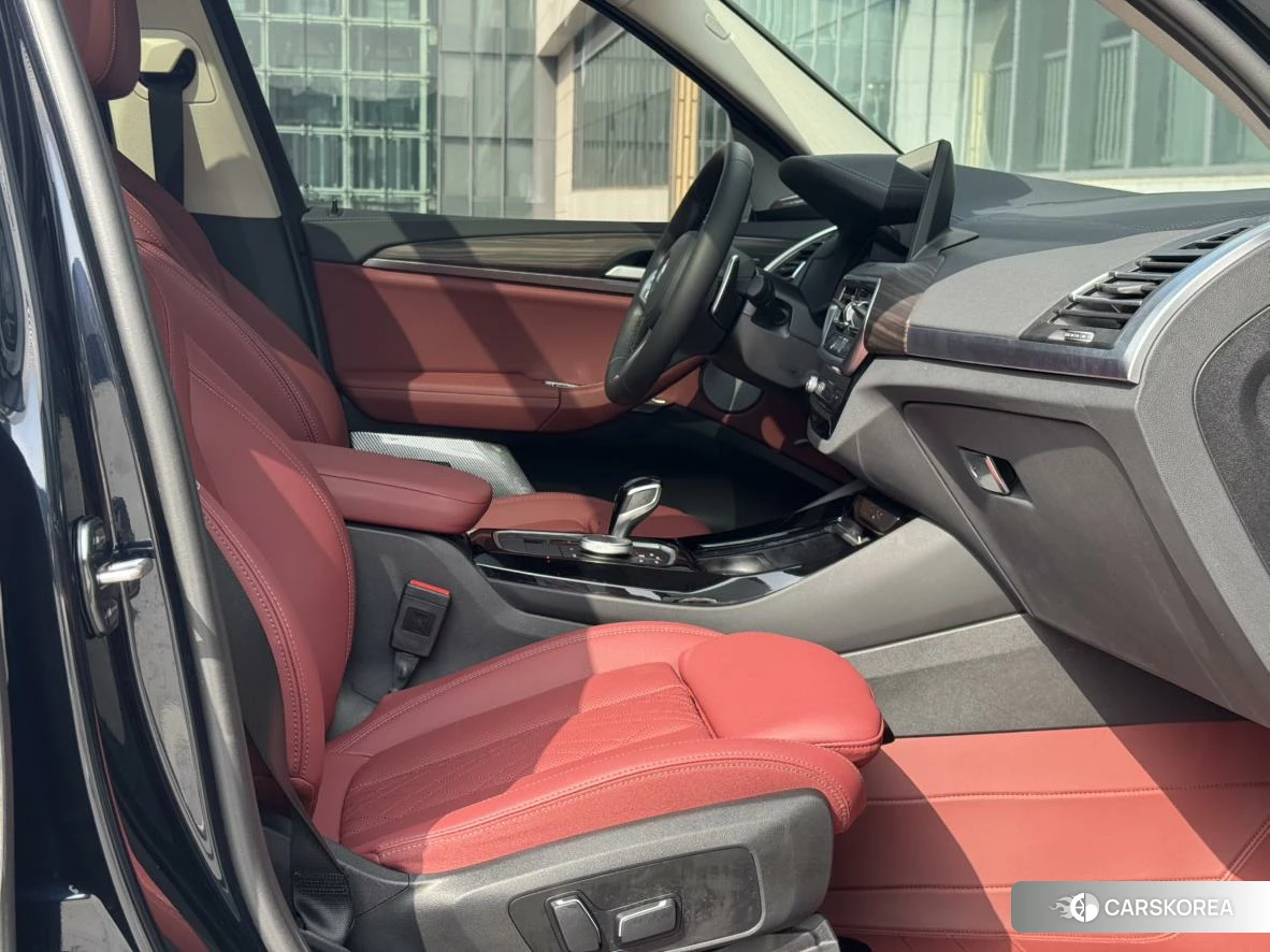 BMW X3 2023 Черный из Китая, фото 3
