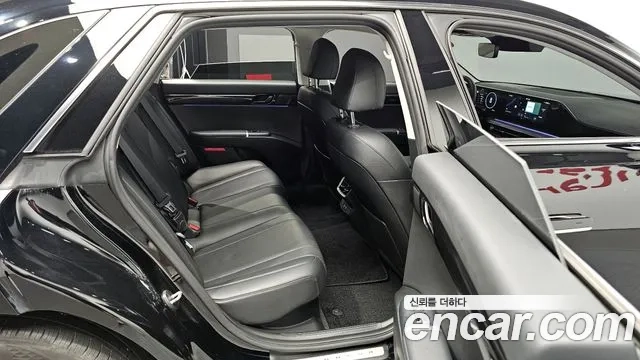 Hyundai Grandeur Hybrid (GN7) 2023 Черный из Кореи, фото 3