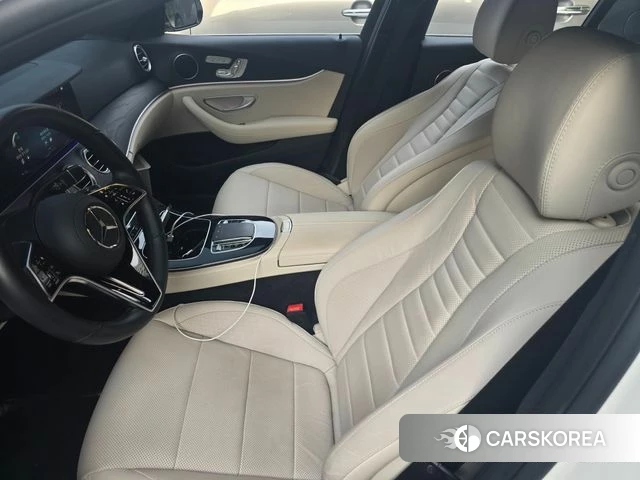 Mercedes-Benz E-Class W213 2022 Белый из Кореи, фото 3