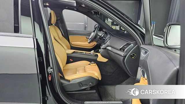 Volvo XC90 second Generation 2021 Черный из Кореи, фото 3