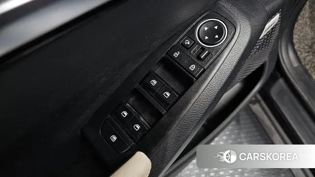 Kia Seltos 2022 Черный из Кореи, фото 3