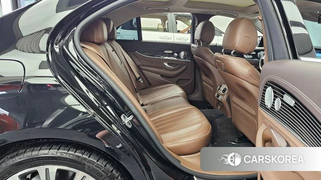 Mercedes-Benz E-Class W213 2020 Черный из Кореи, фото 3