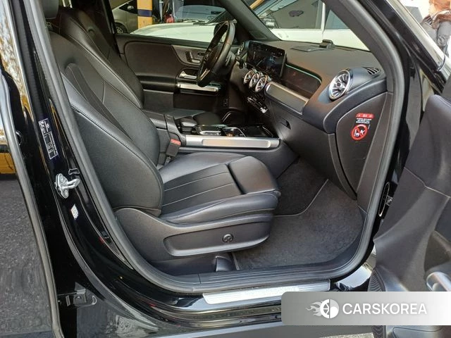 Mercedes-Benz GLB-Class X247 2021 Черный из Кореи, фото 3