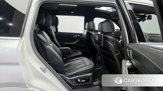 BMW X7 (G07) 2022 Белый из Кореи, фото 3