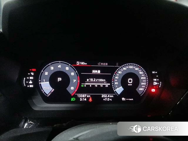 Audi A3 2022 Белый из Китая, фото 3