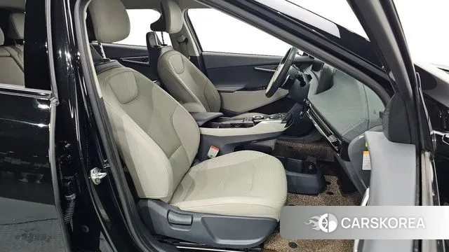 Kia EV6 2022 Черный из Кореи, фото 3