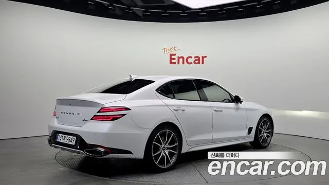 Genesis The New G70 id 2654088 из Кореи 3