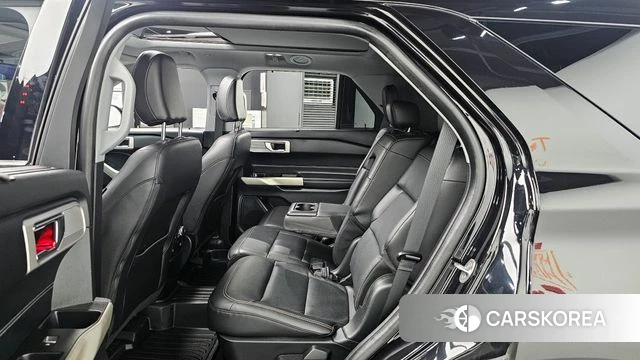 Ford Explorer 6th Generation 2021 Черный из Кореи, фото 3