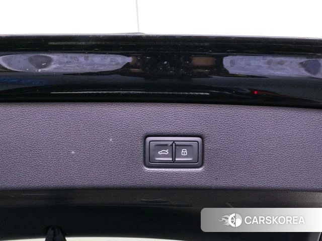 Audi A7 2023 Черный из Китая, фото 3