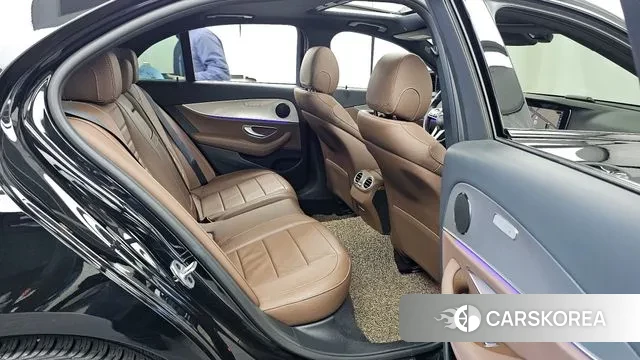 Mercedes-Benz E-Class W213 2020 Черный из Кореи, фото 3