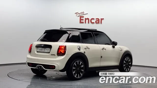 Mini Cooper S 2020 Жемчужный цвет из Кореи, фото 3