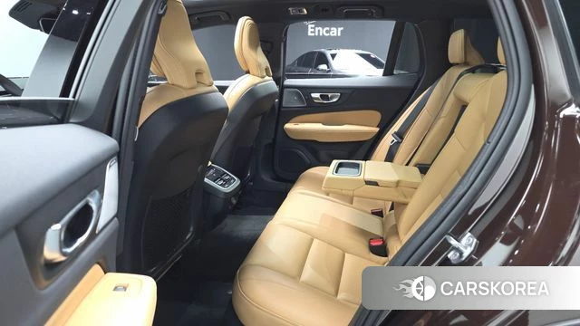 Volvo V60 Cross-Country 2nd Generation 2021 Коричневый из Кореи, фото 3