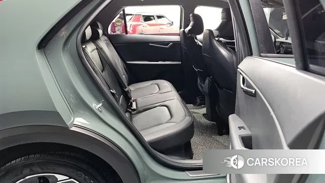 Kia Di Ol Nu Niro 2022 Темно-зеленый из Кореи, фото 3