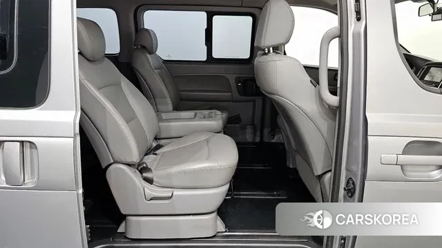 Hyundai The New Grand Starex 2019 Серебряный из Кореи, фото 3