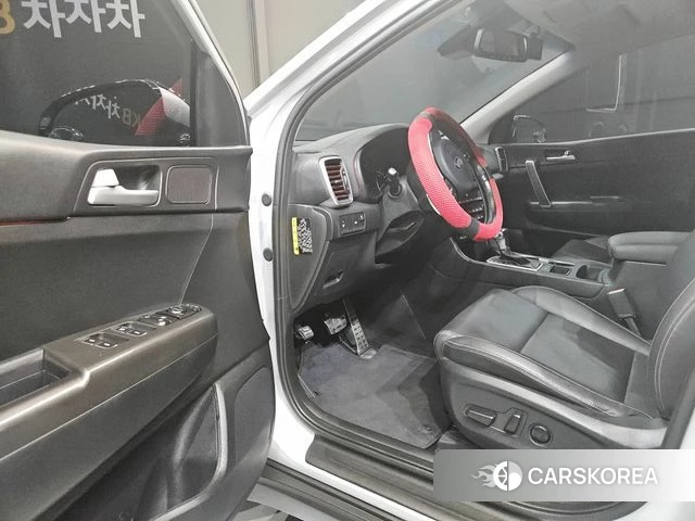 Kia Sportage The Bold 2019 Серебряный из Кореи, фото 3