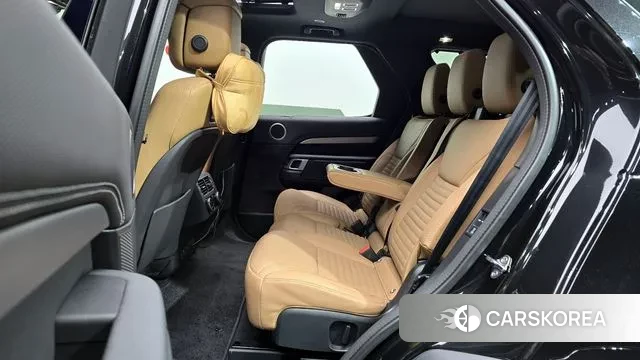 Land Rover Discovery 5 2024 Черный из Кореи, фото 3