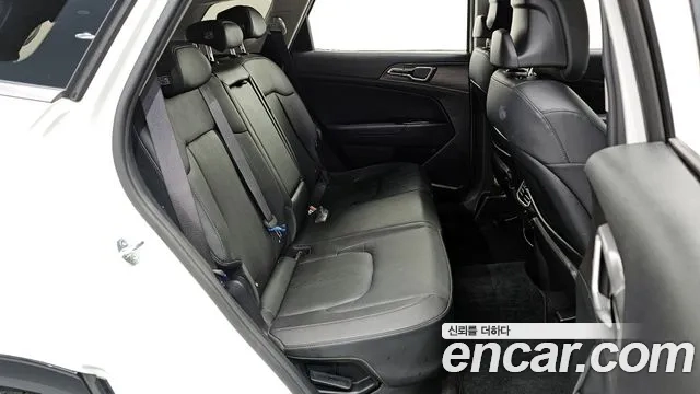 Kia Sportage 5th Generation Hybrid 2023 Белый из Кореи, фото 3