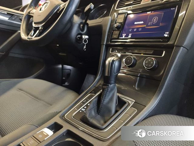 Volkswagen Golf 2020 Красный из Китая, фото 3