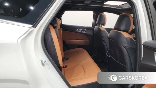 Kia Sportage 5th Generation Hybrid 2021 Белый из Кореи, фото 3