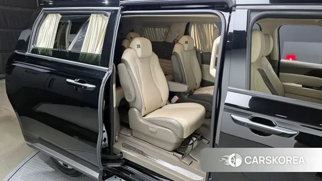 Kia Carnival 4th generation 2021 Черный из Кореи, фото 3