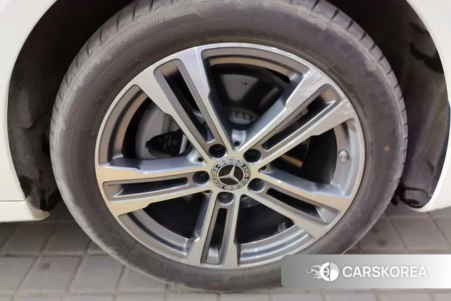 Mercedes-Benz E-class 2021 Белый из Китая, фото 3