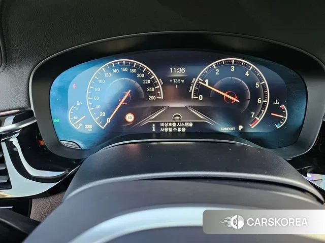 BMW 5 Series (G30) 2019 Белый из Кореи, фото 3