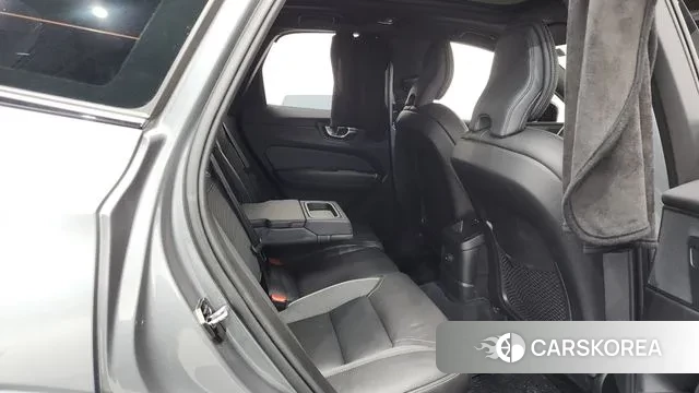 Volvo XC60 second Generation 2021 Серый из Кореи, фото 3