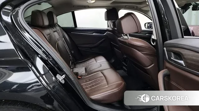 BMW 5 Series (G30) 2020 Черный из Кореи, фото 3