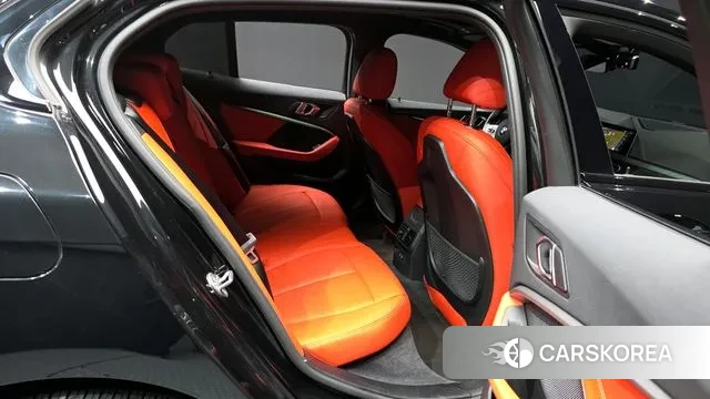 BMW 1 Series (F40) 2021 Черный из Кореи, фото 3